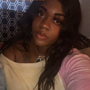 Meet your Posher, Antoinique